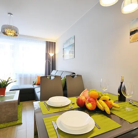 Apartament Grey & *